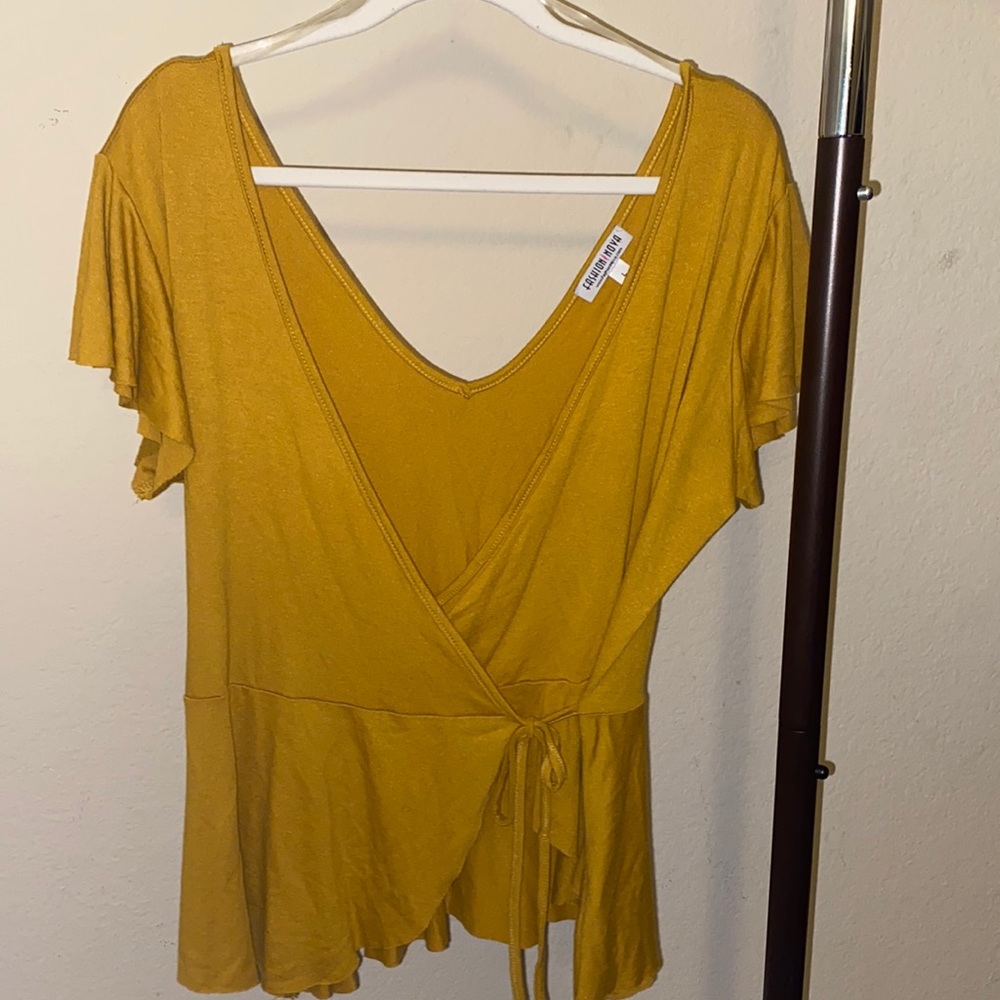 PEPLUM TOP
